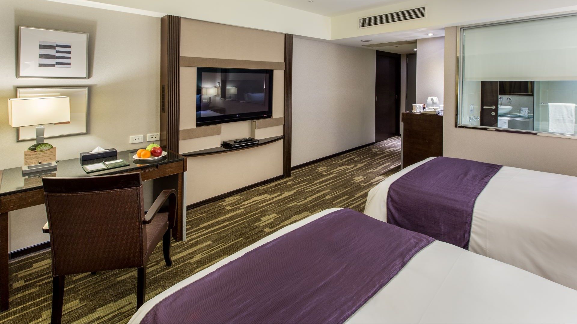 Executive Room3